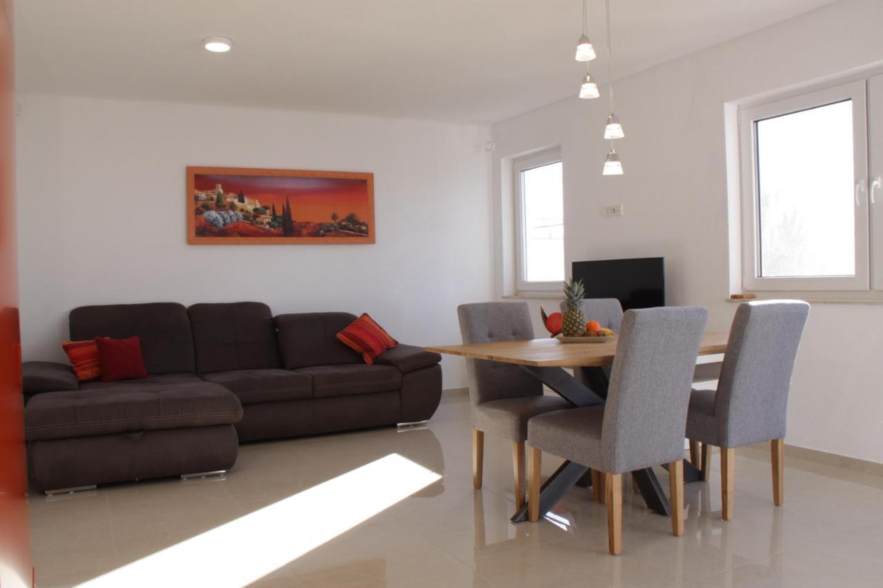 Aparthotel Dalmacija Privlaka  Exteriér fotografie