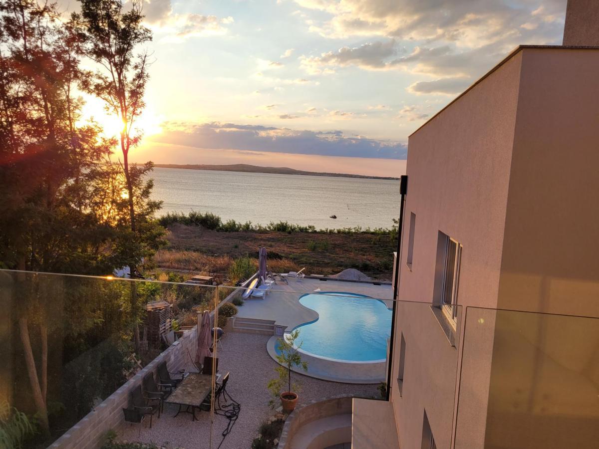 Aparthotel Dalmacija Privlaka  Exteriér fotografie